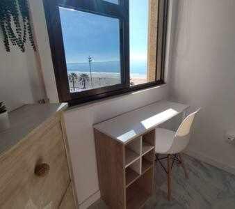 Encantador Apartamento Frente A La Playa Victoria Apartment Cadiz Exterior photo
